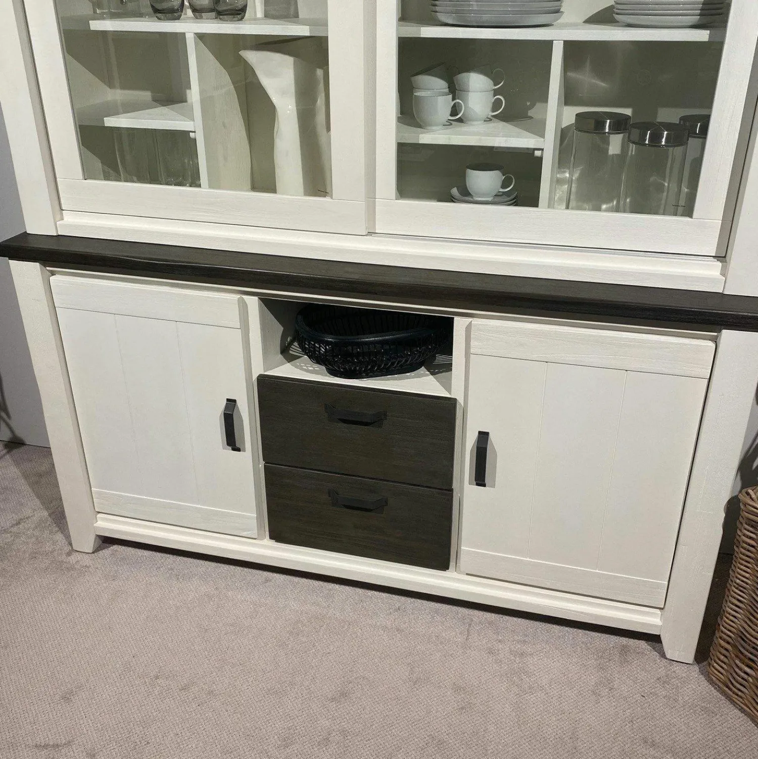 Natura Vitrinen & Highboards|Buffetschrank Lebensart Wellington Vollholz Akazie Weiß Gebürstet