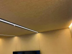 Carpet Concept Essgruppen|CAS-Room Think Tank mit Elektrifizierung 1 Tisch Weiß 4 Stühle Vitra Tip Ton