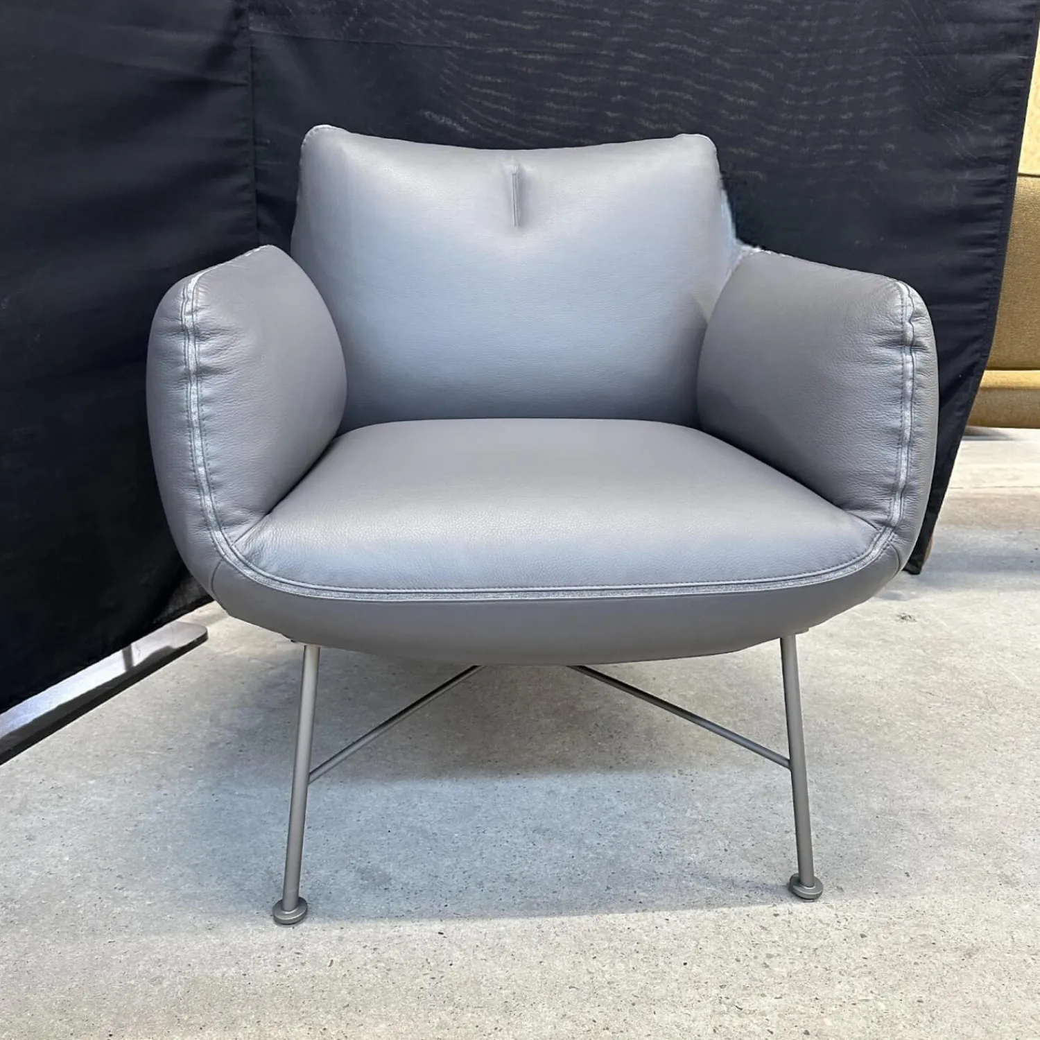 COR Loungesessel|Clubsessel Jalis 26188 Leder 248 Asche Grau Nahtband 5091 Mittelgrau Grau Drahtgestell F02 Feinstruktur Platin