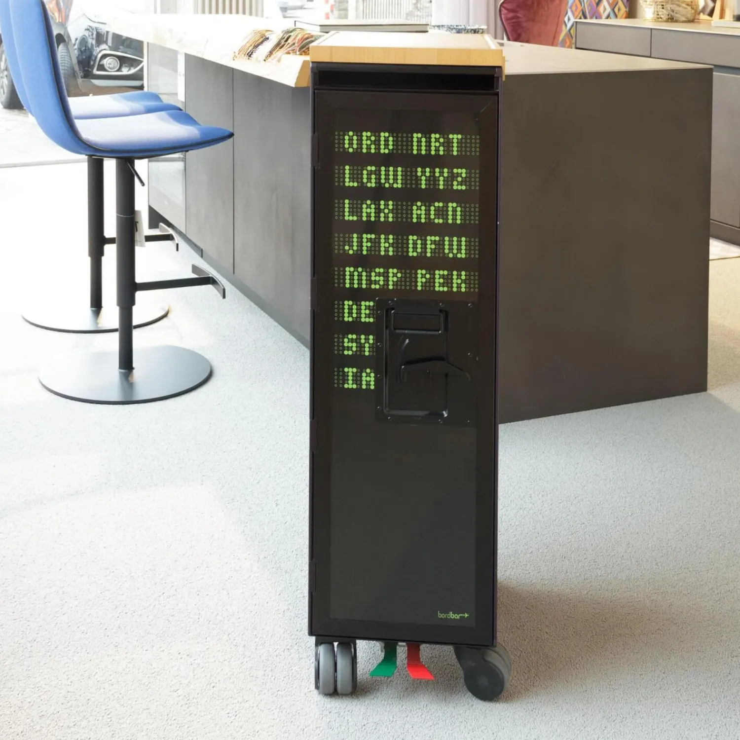 Bordbar Regale & Container|Container Black New Codes Digital Mit Hackbrett