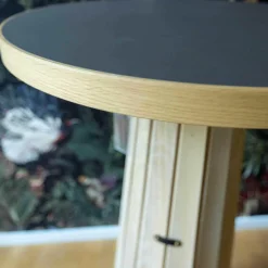 Moooi Kommoden & Sideboards|Container Table Bodhi Platte Lino Mauve Sockelhülle Eiche Weiß Lackiert