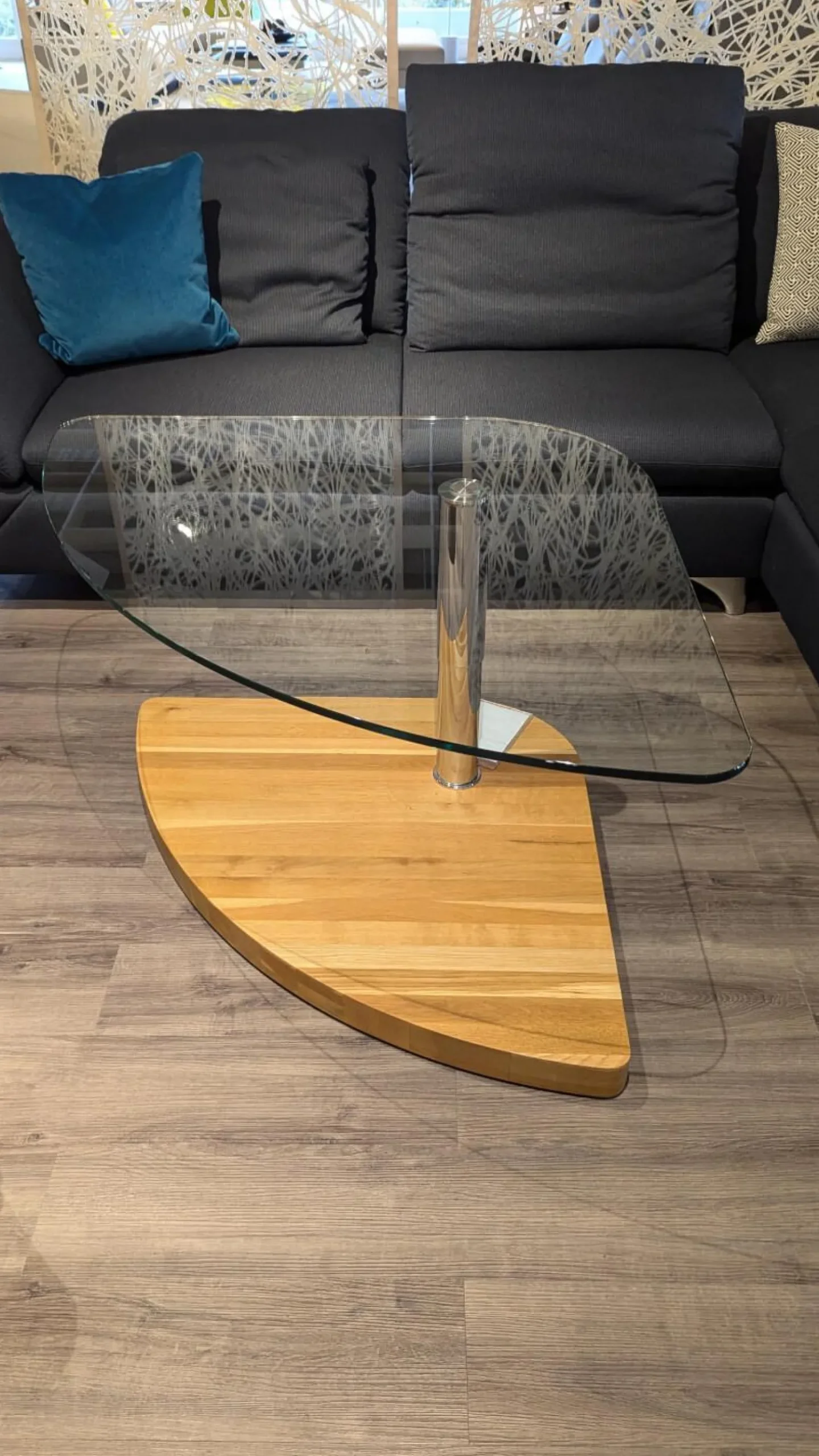 himolla Couchtische|Couchtisch 0915 Platte Klarglas Drehbahr Sockel Wildeiche