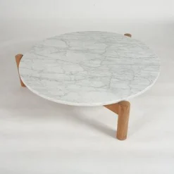 Cassina Couchtische|Couchtisch 535 Platte Marmor Carrara Basis Teak Massivholz