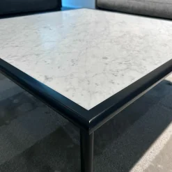 Rolf Benz Couchtische|Couchtisch 901-211 Platte Marmor Carrara Grau Geledert Gestell Buche Verkehrsschwarz Lackiert