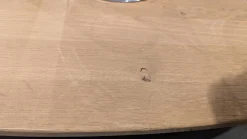 Thielemeyer Couchtische|Couchtisch Avida Asteiche Massiv Fuß Schwarz