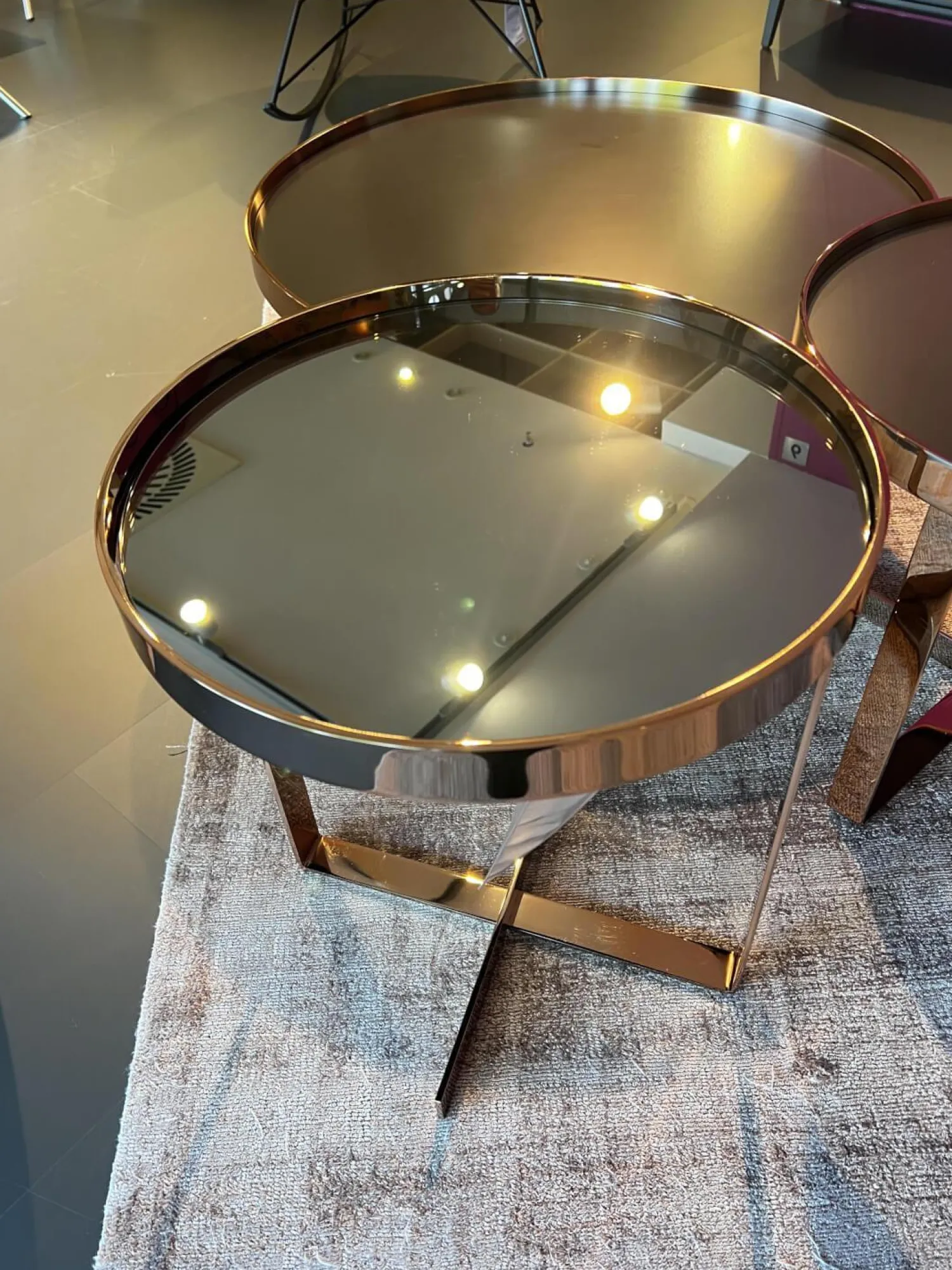 Christine Kröncke Couchtische|Couchtisch Cross 408 Einlegeplatte Schwarzstahl Matt Schutzlackiert Gestell Metall Rose