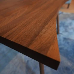 Brühl Couchtische|Couchtisch Deep Space Nussbaum Massiv Naturöl