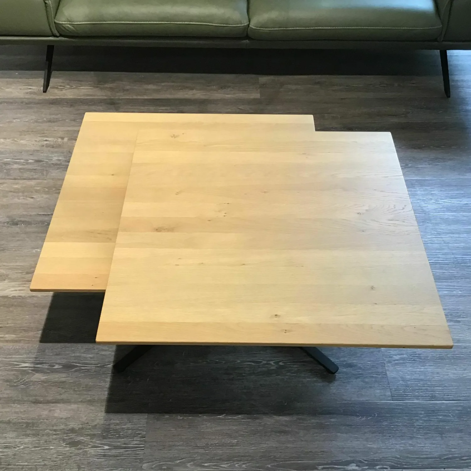 Ronald Schmitt Design Couchtische|Couchtisch Evita Platte Wildeiche Bianco Gewachst Geölt Gestell Edelstahl Tiefschwarz Gepulvert