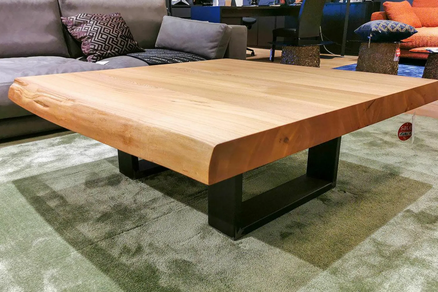 Scholtissek Couchtische|Couchtisch Kantara Tischplatte Rüster Ulme Gestell Eisen