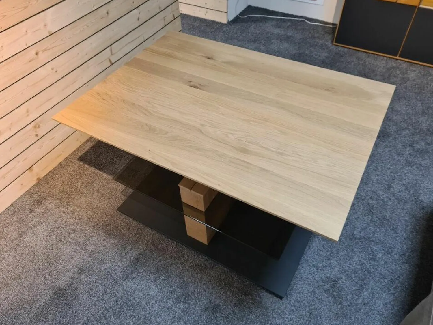 Hartmann Couchtische|Couchtisch Naturwerke Platte Kerneiche Natur Massiv Bodenplatte Anthrazit Lackiert Höhenverstellbar