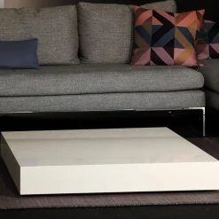 Cassina Couchtische|Couchtisch Note Niedrig Mit Rollen Lack Glänzend Weiß Und Brücke Aluminium Eloxiert