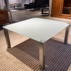 Dreieck Couchtische|Couchtisch Platte Optiwhite Samtcolor Weiß Gestell Edelstahl RAL 1013 Lackiert