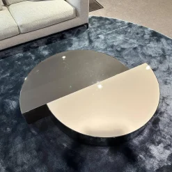 Minotti Couchtische|Couchtisch Shields L.Sand Peltro Geformtes MDF Stahlblech mit glänzendem Black-Nickel-Finish