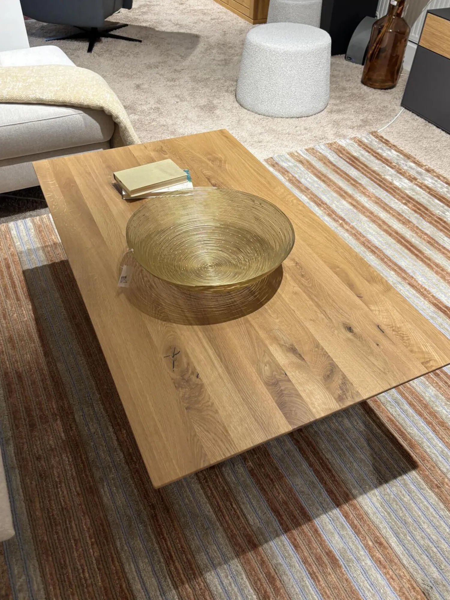 Natura Couchtische|Couchtisch Tucson Platte Wildeiche Massiv Geölt Bodenplatte Metall Schwarz