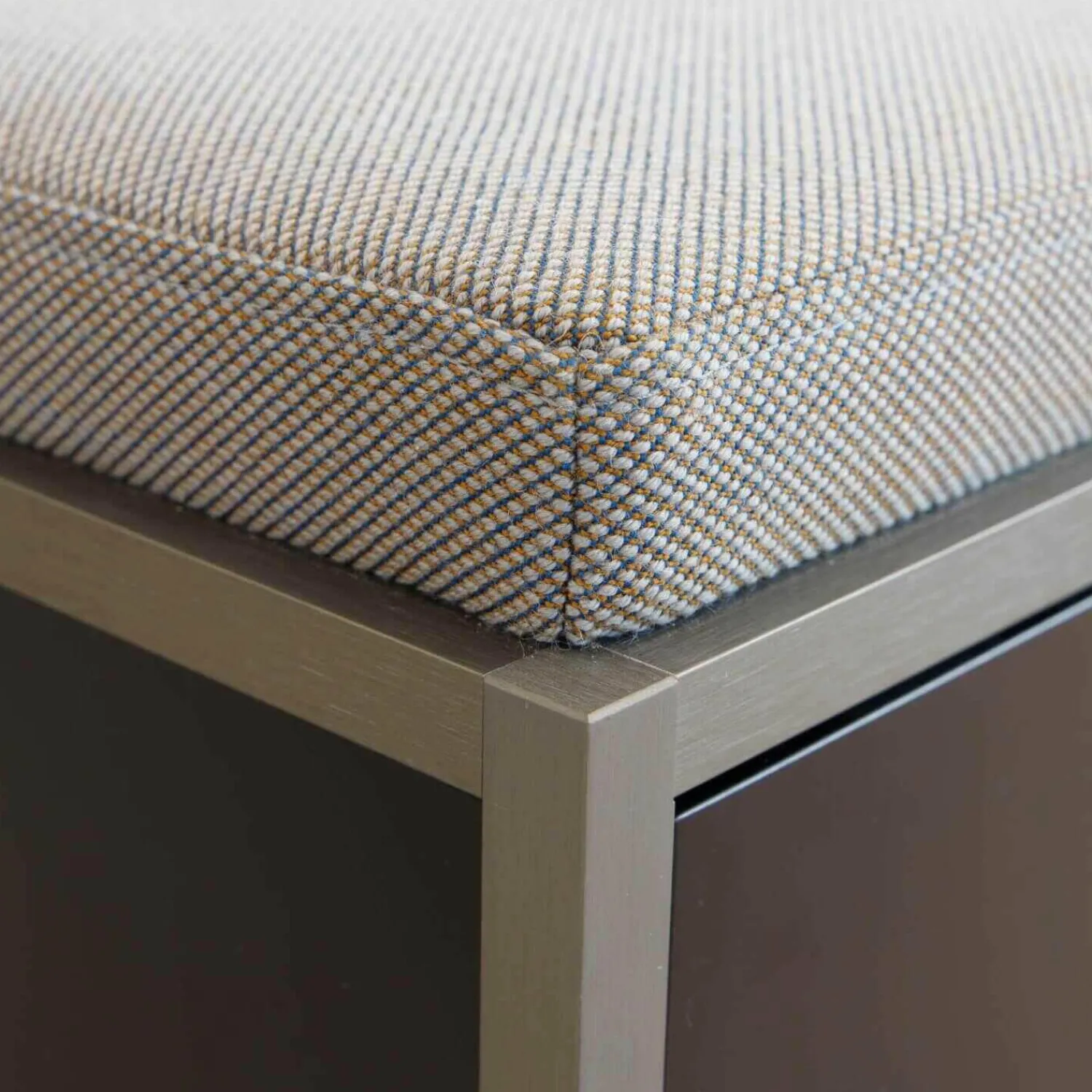 Ligne Roset Kommoden & Sideboards|Dielenmöbel Dita Schwarz Stoff Steelcut Trio 3 176