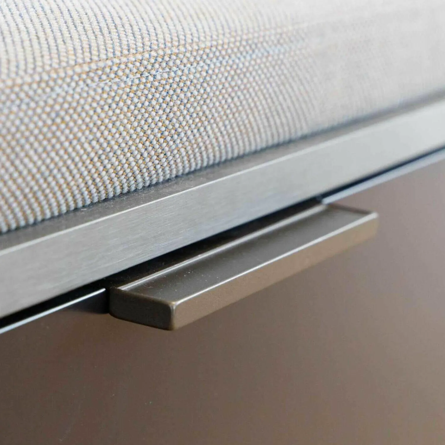 Ligne Roset Kommoden & Sideboards|Dielenmöbel Dita Schwarz Stoff Steelcut Trio 3 176