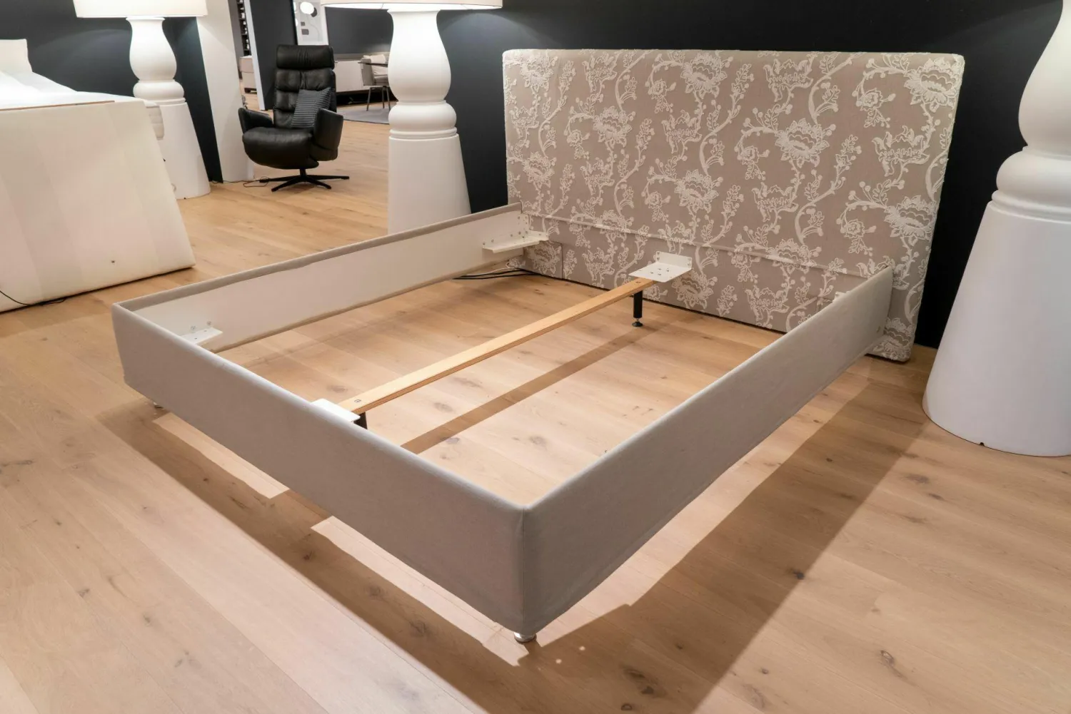 Schramm Polsterbetten|Doppelbett Gala GA28-S-3B Stoff Max 220 Beige Uni Fuss MS 20 Alu Matt Ohne Matratze Und Untermatratze