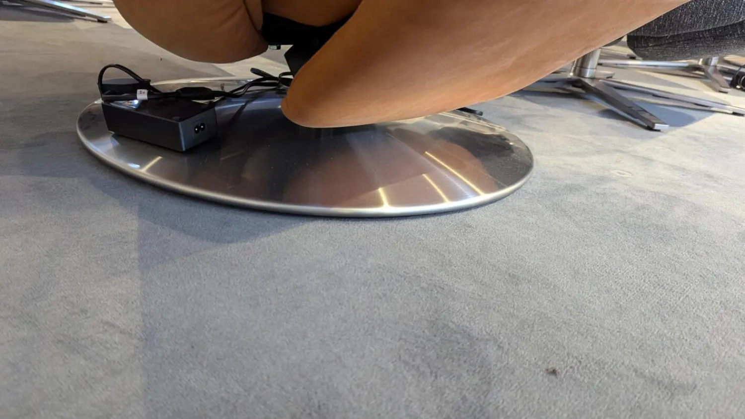 himolla Relaxsessel|Drehsessel 7722 Leder Buffalo 33 Ocker Braun Teller Edelstahloptik Mit Nackenkissen