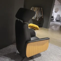 Natura Relaxsessel|Drehsessel Aberdeen Leder 30 Nero Schwarz Holzblende Eiche Natur Sternfuß Edelstahl Mit 3 Motorischer Verstellung