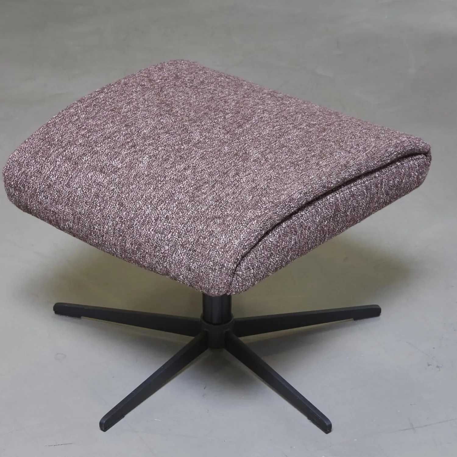 Activineo Relaxsessel|Drehsessel Boss Mit Hocker Stoff Oasis 205 Cabarnet Kreuzdrehfuß Metall Schwarz