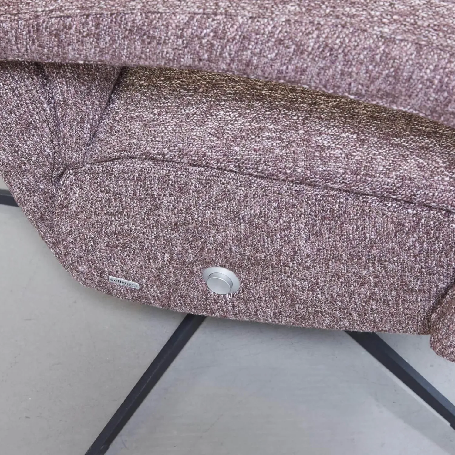 Activineo Relaxsessel|Drehsessel Boss Mit Hocker Stoff Oasis 205 Cabarnet Kreuzdrehfuß Metall Schwarz