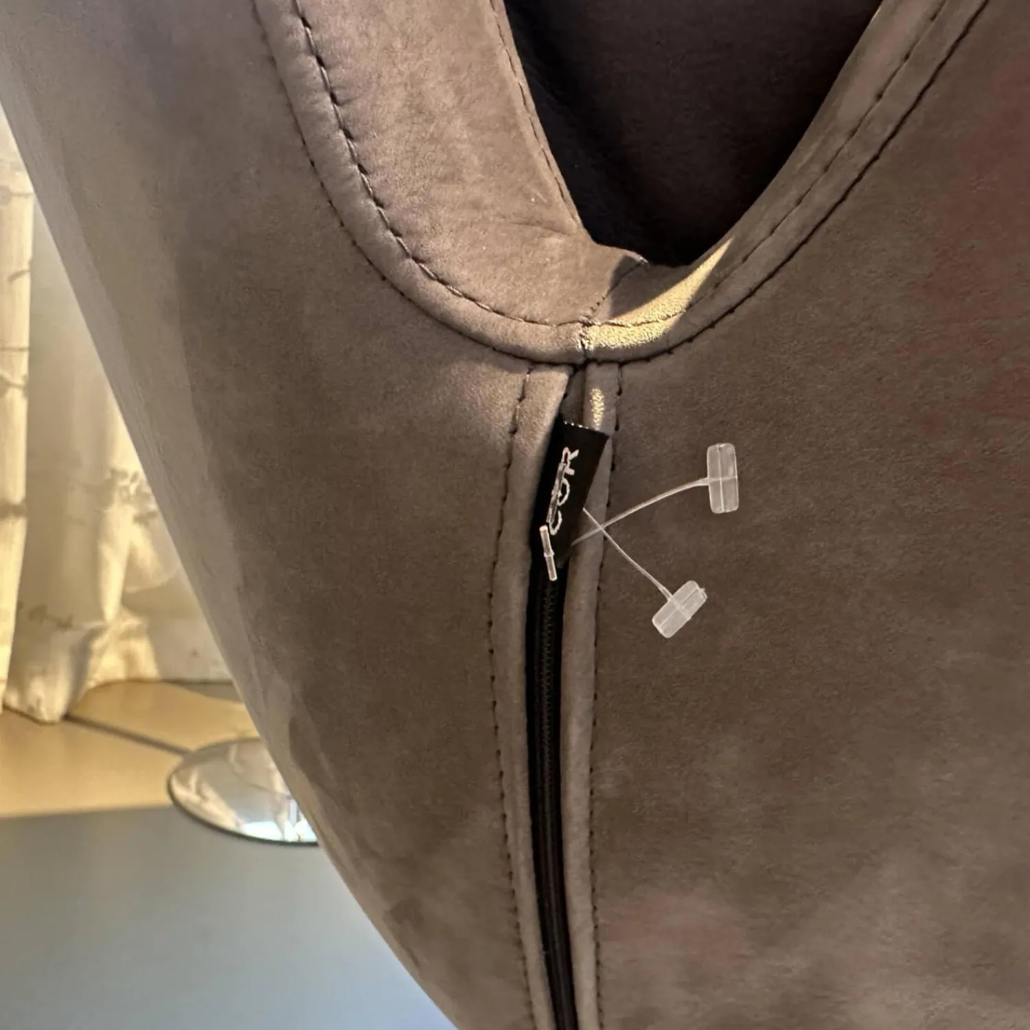 COR Relaxsessel|Drehsessel dia Hoch Leder 681 Graphit Grau Gestell Feinstruktur Schwarz Lackiert Mit Hocker