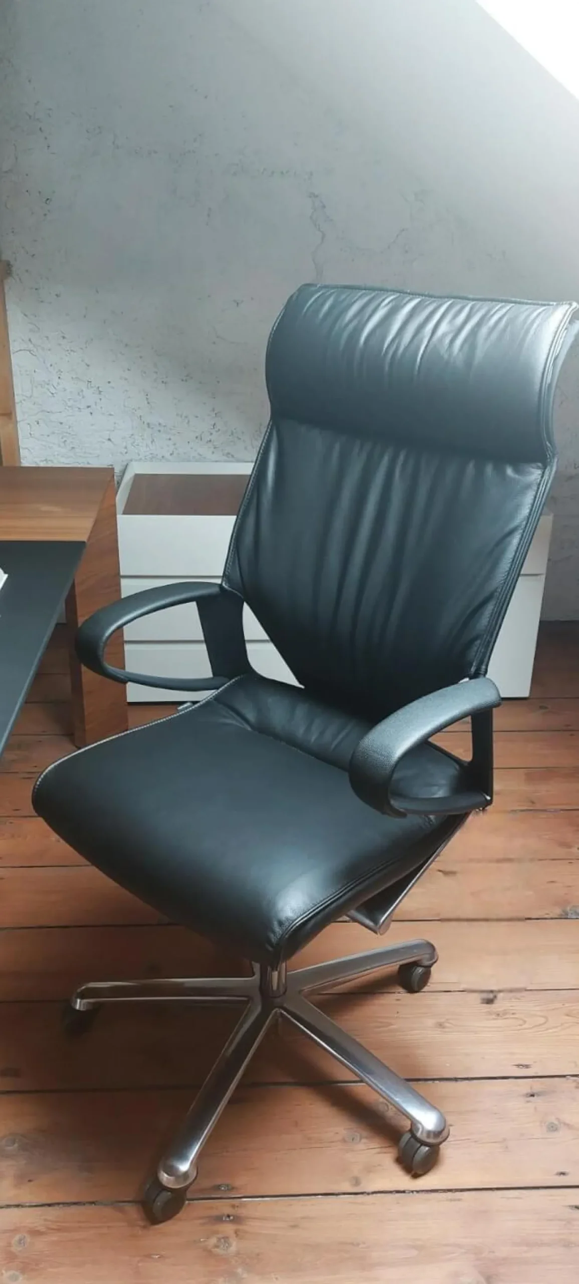 Wilkhahn Bürostühle|Drehsessel Modus 284 81 Leder 74 Schwarz 99 Gestell Aluminium Poliert Mit Rollen