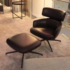 Molteni & C Loungesessel|Drehsessel Piccadilly PPA1 Leder S9336 Fango Braun Schwarz Gestell Hochglänzend Zinnfarbig Mit Hocker PPF1