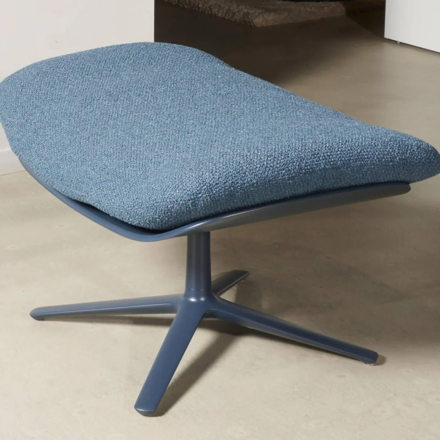 COR Loungesessel|Drehsessel Shrimp Stoff 8214 Blau Petrol Gestell Und Schale Graublau Mit Hocker