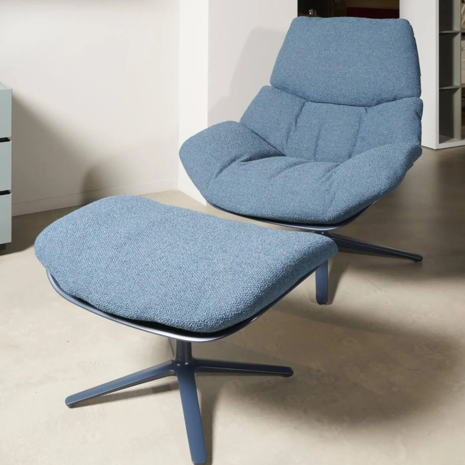 COR Loungesessel|Drehsessel Shrimp Stoff 8214 Blau Petrol Gestell Und Schale Graublau Mit Hocker