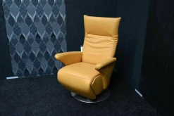 Steinpol Relaxsessel|Drehsessel Tino Leder Punch Curry Drehteller Metall mit Manueller Relaxfunktion