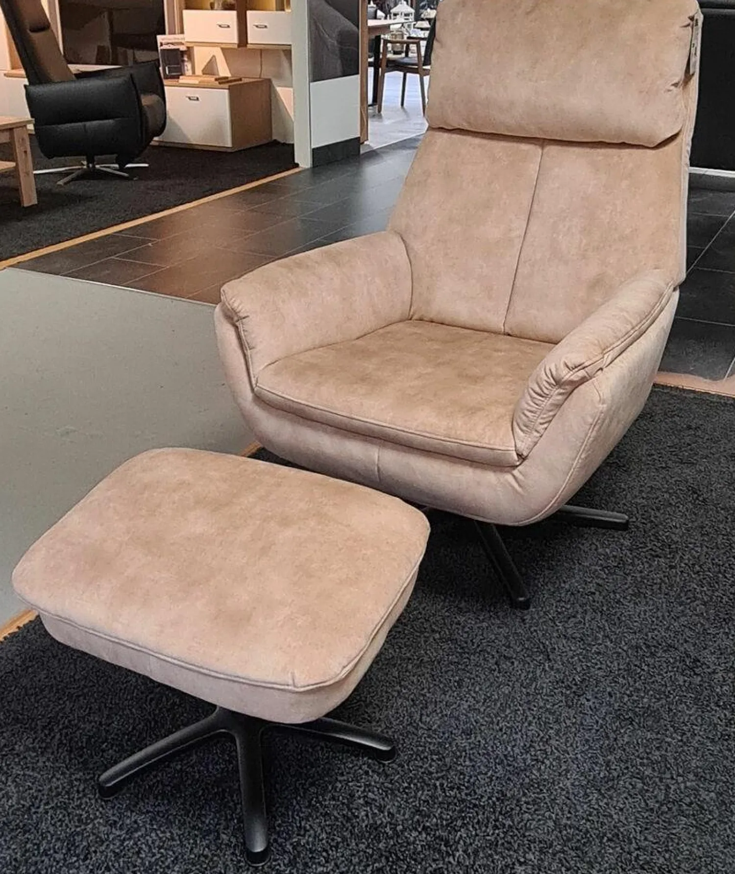 Megapol Loungesessel|Relaxsessel|Drehsessel Typ 1D MP-RS20079 Stoff Amira Desert Braun Beige Sternfuß Pulverbeschichtet Schwarz