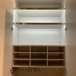 JOOP! Kleiderschränke|Drehtürenschrank 45201 Front Sandglas mit Siebdrucke Korpus Sandfarben 6 Türen und 2 Schubladen