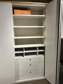 Rietberger Möbelwerke Kleiderschränke|Drehtürenschrank Sonate R5 Lack Brillantgrau mit Beleuchtung