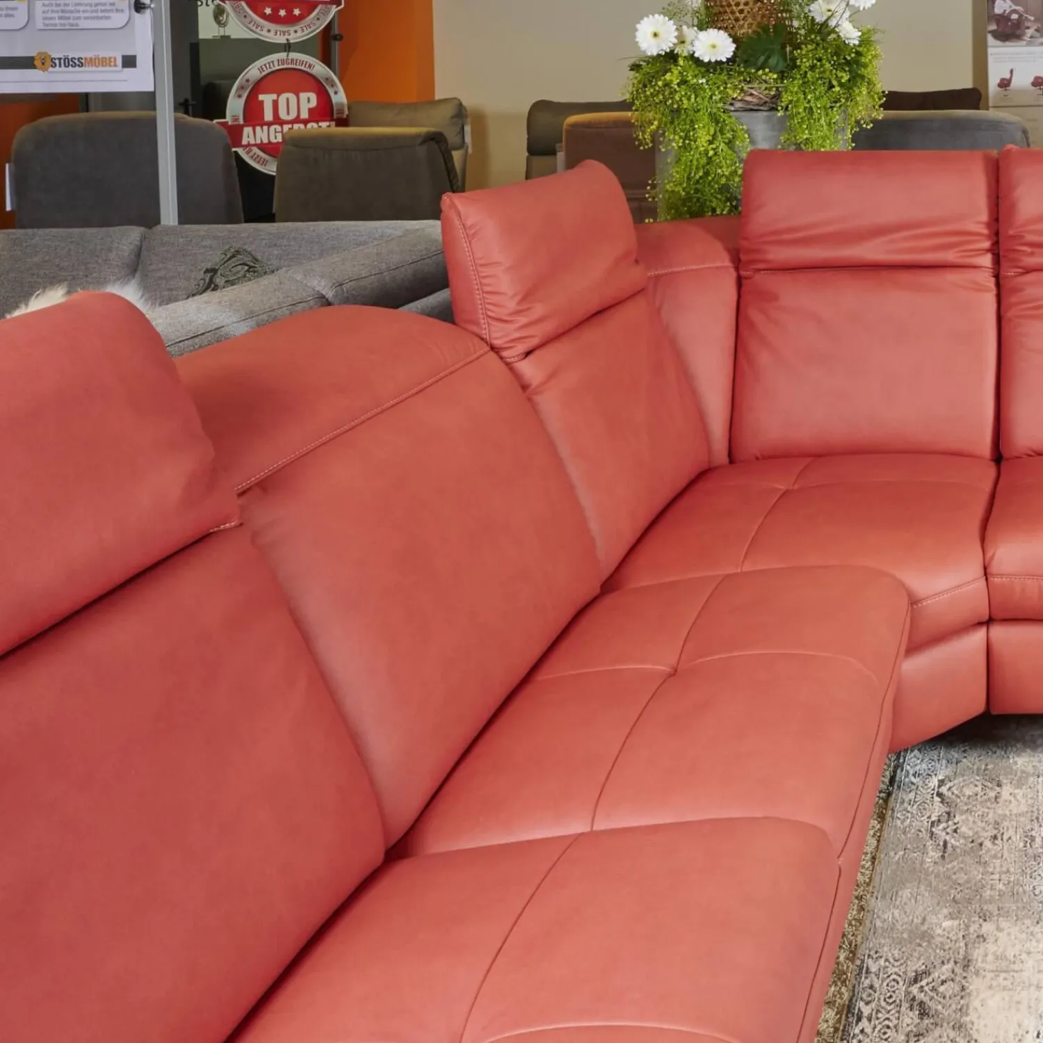 Steinpol Ecksofas|Eckgarnitur Luna Bezug Leder Kevin Cherry Fuß Schwarz Matt Mit Elektrischer Verstellung