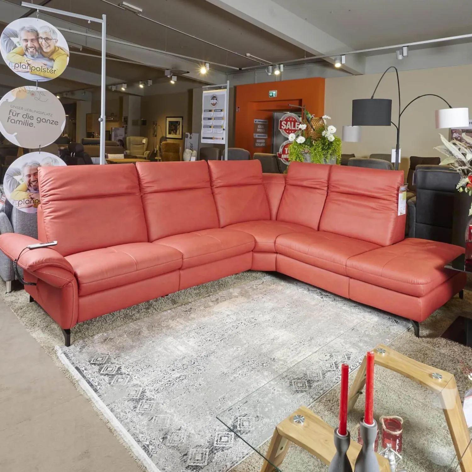 Steinpol Ecksofas|Eckgarnitur Luna Bezug Leder Kevin Cherry Fuß Schwarz Matt Mit Elektrischer Verstellung