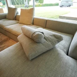 Eilersen Ecksofas|Ecksofa Bas Stoff Hellgrau Beine Kiefer Schwarz Gebeizt