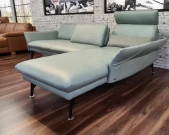 himolla Ecksofas|Ecksofa 1928 EM Tivoli Leder 22 Soft Nappa Jade Blau mit Hocker