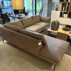 Tommy M Ecksofas|Ecksofa 3215 L Ferrara Leder Sauvage Stone Füße M058S18