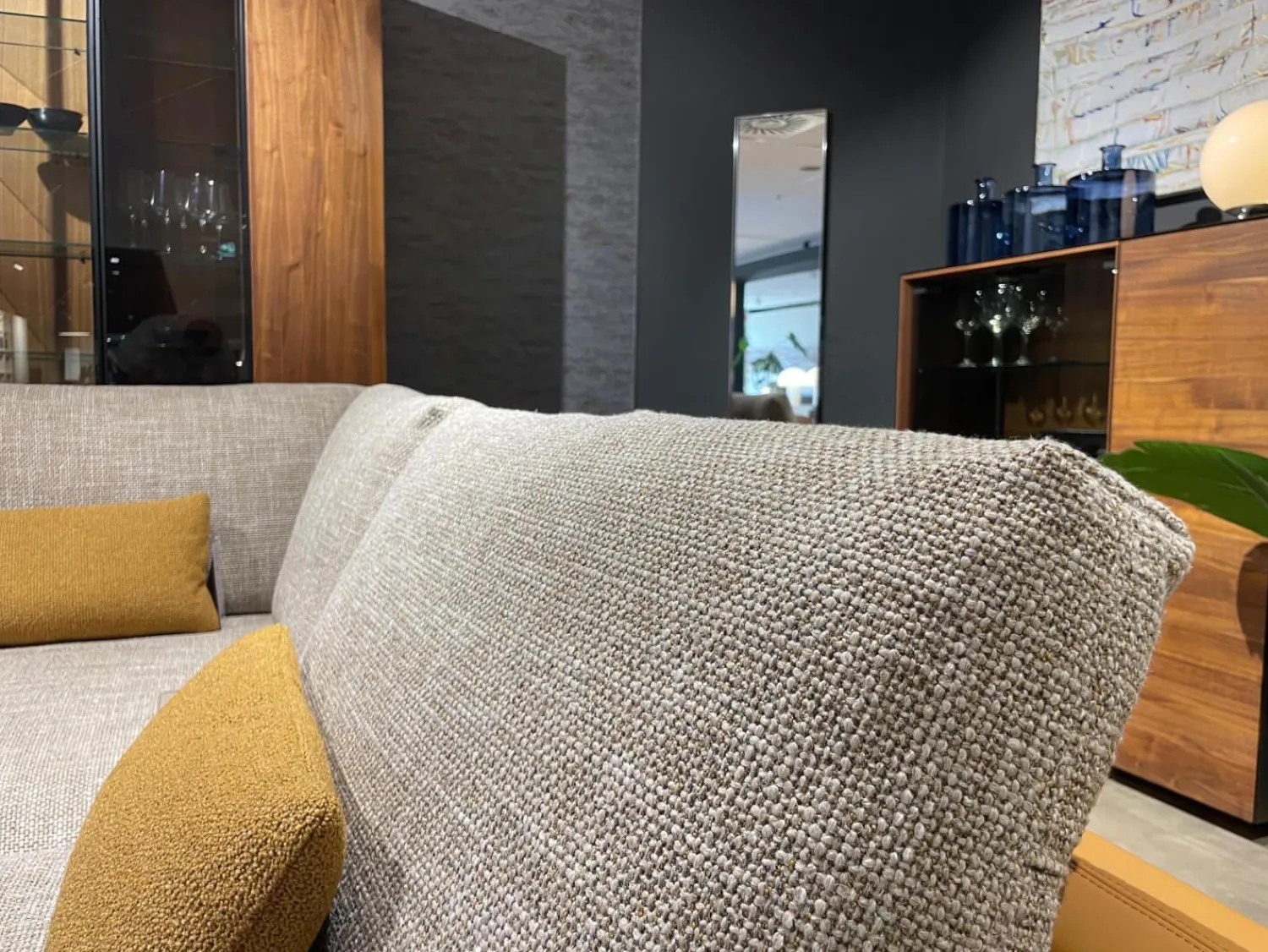 Rolf Benz Ecksofas|Ecksofa 60 Sina Korpus Leder 38 111 Ockerbraun Braun Sitz Stoff 26 383 Sandgelb Grau Gestell Schwarz