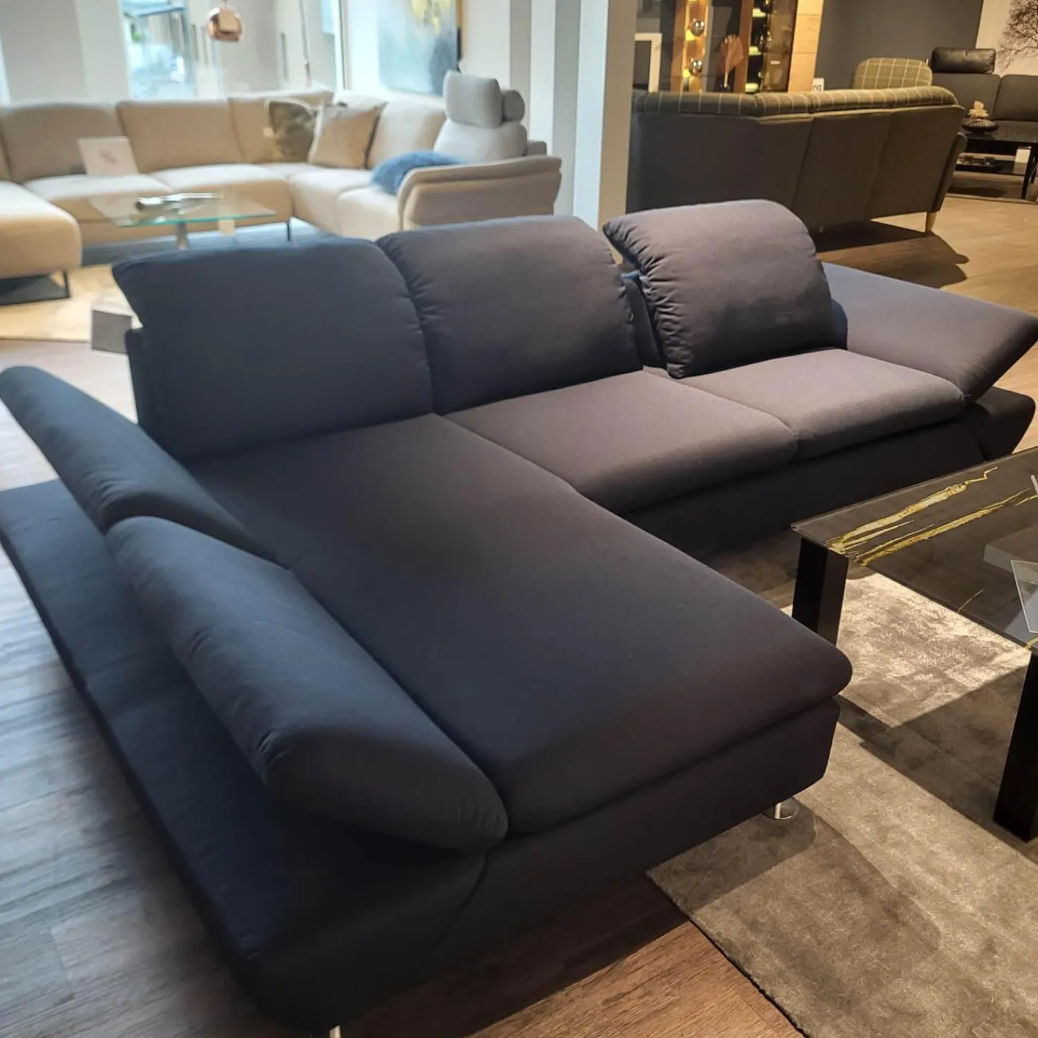 W. Schillig Ecksofas|Ecksofa 15278 Taoo Stoff W6128 Blau Metallfüße Matt Gebürstet Mit Kopfteilverstellung Und Hocker
