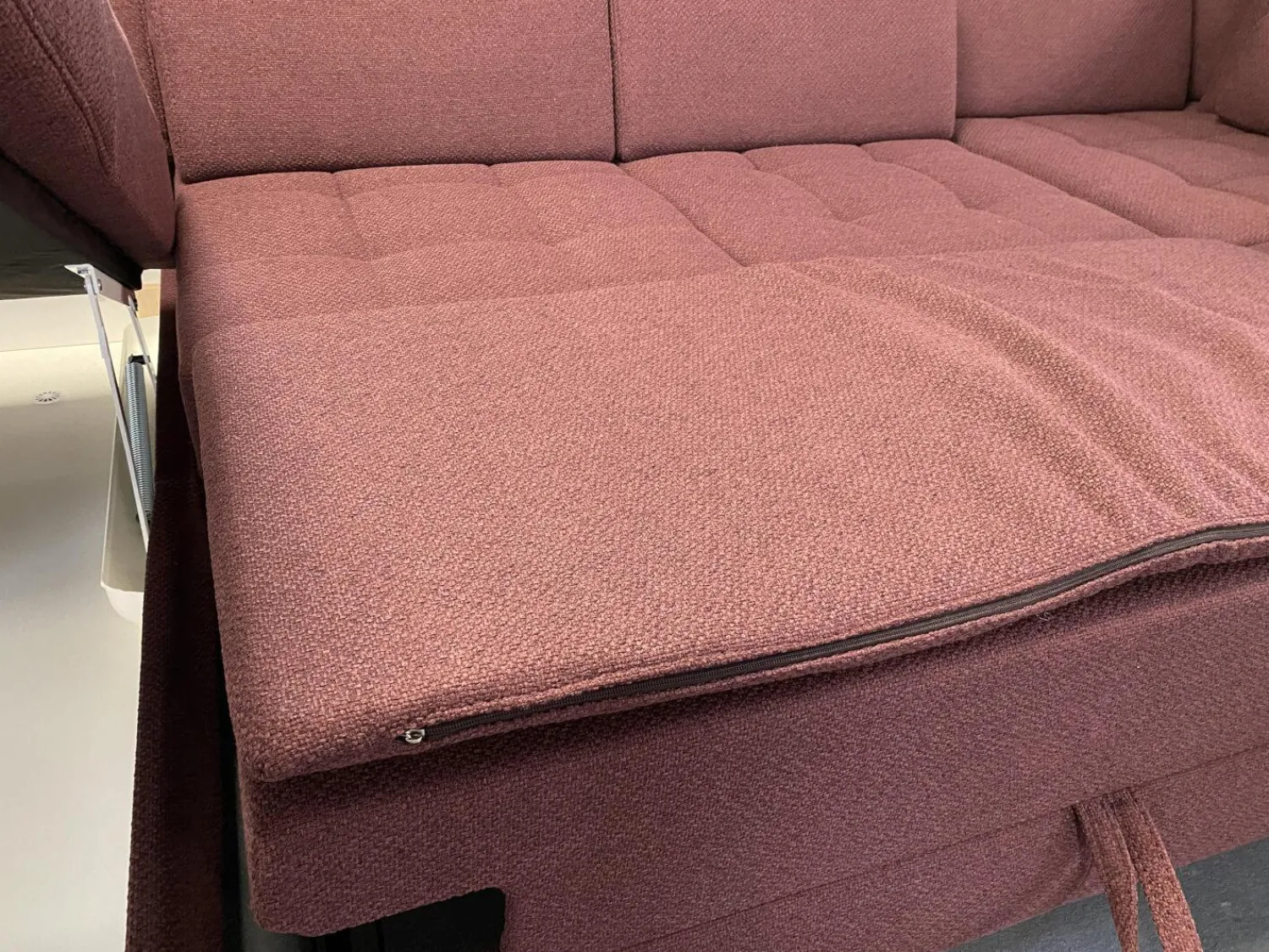 Poco Ecksofas|Ecksofa Alicante Stoff Portofino Bordeaux Rot Füße Metall Chrom Mit Schlaffunktion Und Nierenkissen