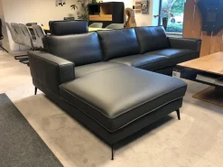 DFM Ecksofas|Ecksofa Beluga Leder WM Anthrazit Metallfüße Schwarz mit Kopfstütze
