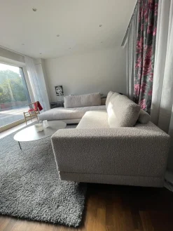 Violetta Ecksofas|Ecksofa Boxspring Stoff 30 Universe 019 Greige Grau mit 4 Rückenkissen