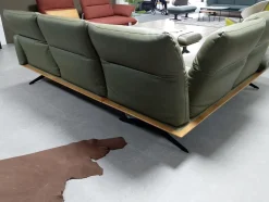 Koinor Ecksofas|Ecksofa Calmo 1 Leder B Bonito Canna Grün Massivholzrahmen Wildeiche Gestell Metallkufe Schwarz Pulverbeschichtet