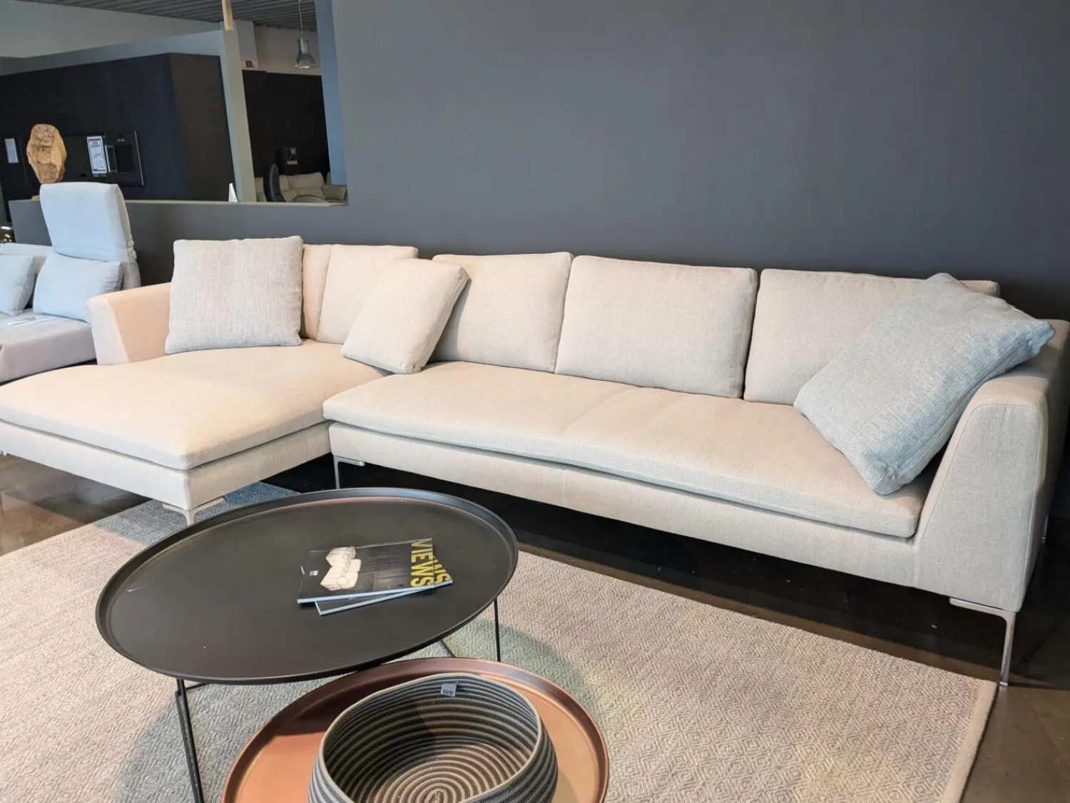 B&B Italia Ecksofas|Ecksofa Charles Stoff Lodi Natur Creme Füße Chrom mit 8 Kissen