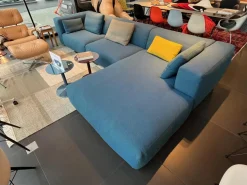 Prostoria Ecksofas|Ecksofa Cloud Kvadrat Hallingdal 65 890 Petrol Blau mit 4 Kissen