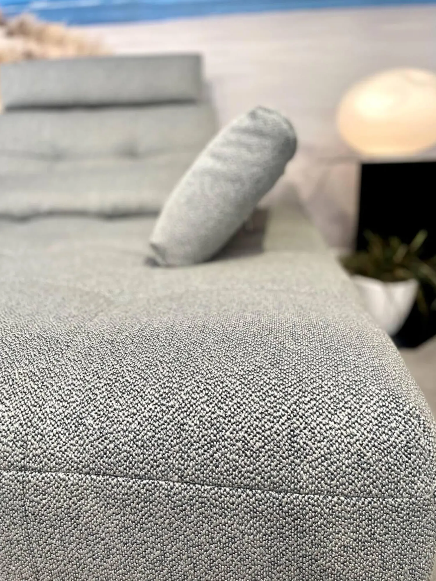 Contur Ecksofas|Ecksofa Comodo Stoff Q2 Rustico Azuro Grau Füße Metall Anthrazit Inklusive Lendenkissen