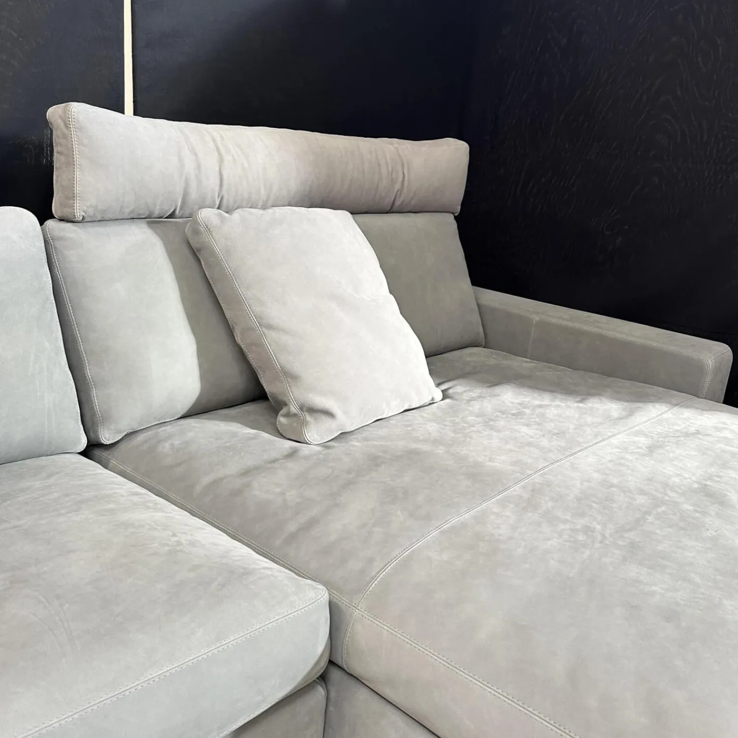 COR Ecksofas|Ecksofa Conseta Leder 682 Elefantengrau Schmalfuß Edelstahl Inklusive Kopfstütze Und 2 Armlehnenkissen