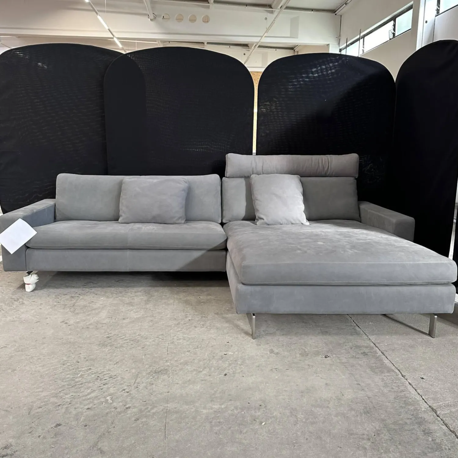 COR Ecksofas|Ecksofa Conseta Leder 682 Elefantengrau Schmalfuß Edelstahl Inklusive Kopfstütze Und 2 Armlehnenkissen